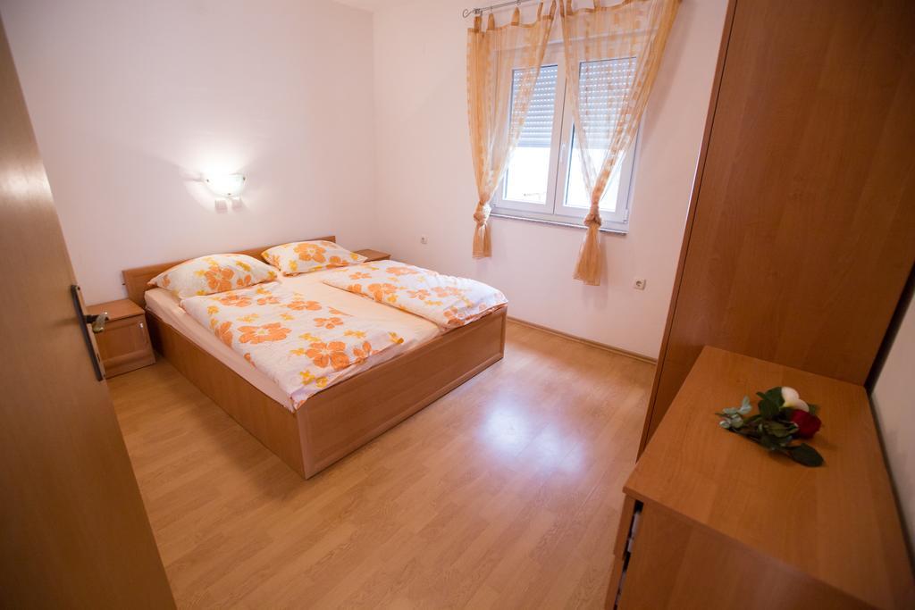 Apartments Dunja Piric 洛帕 客房 照片